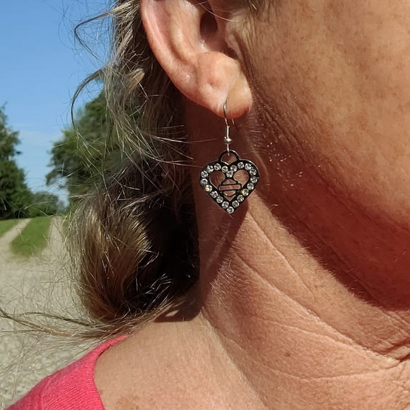 NEW HEART RHINESTONE HARLEY EARRINGS - Picture 5 of 5